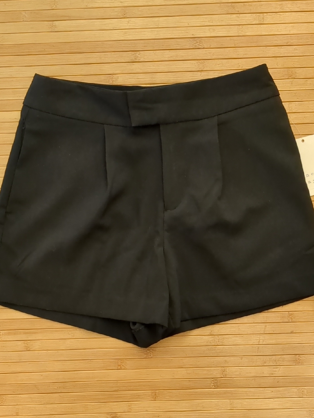 A New Day Target Women's Black Pleated Dress Shorts, Size 4, NEW nwt
